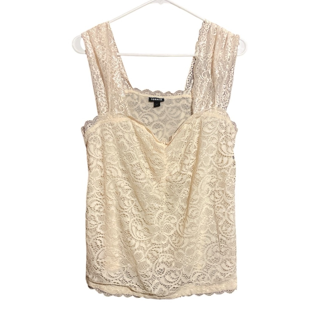 Torrid Cream Lace Blouse with Sweetheart Neckline